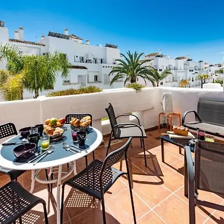 Azure & Valle 3br
